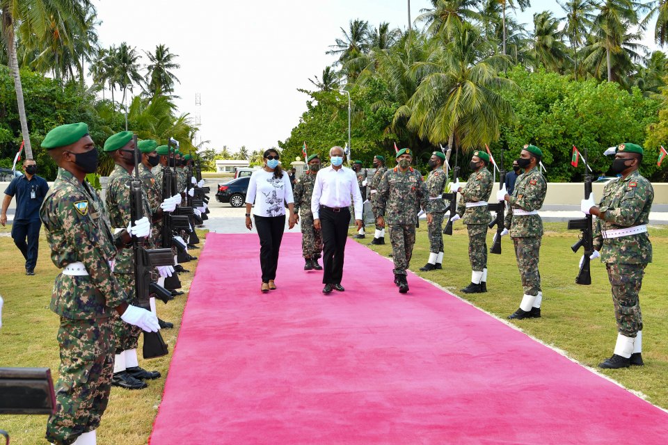 Retire kurevey usoolah badhal genes sifainge gaanoonu islaahu kohffi