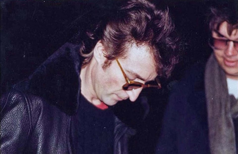 John Lennon ge qaathilah soiy kodhin album neelamah
