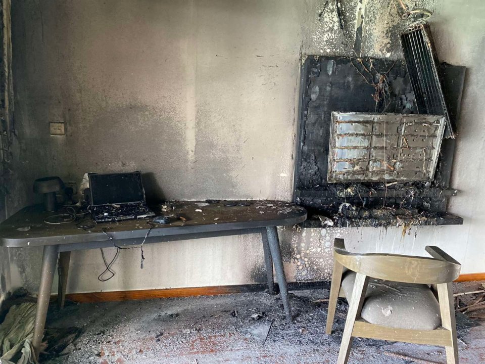 Fire in Veligandu Island Resort damages guest room