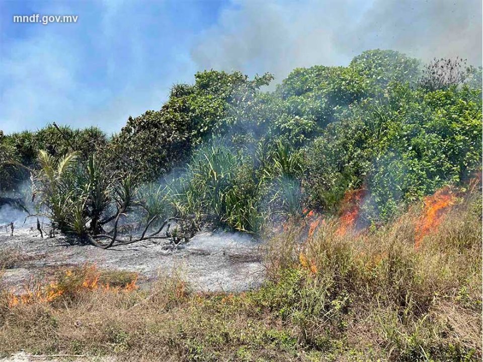 Kumundhoo valu therey gai roa vejje