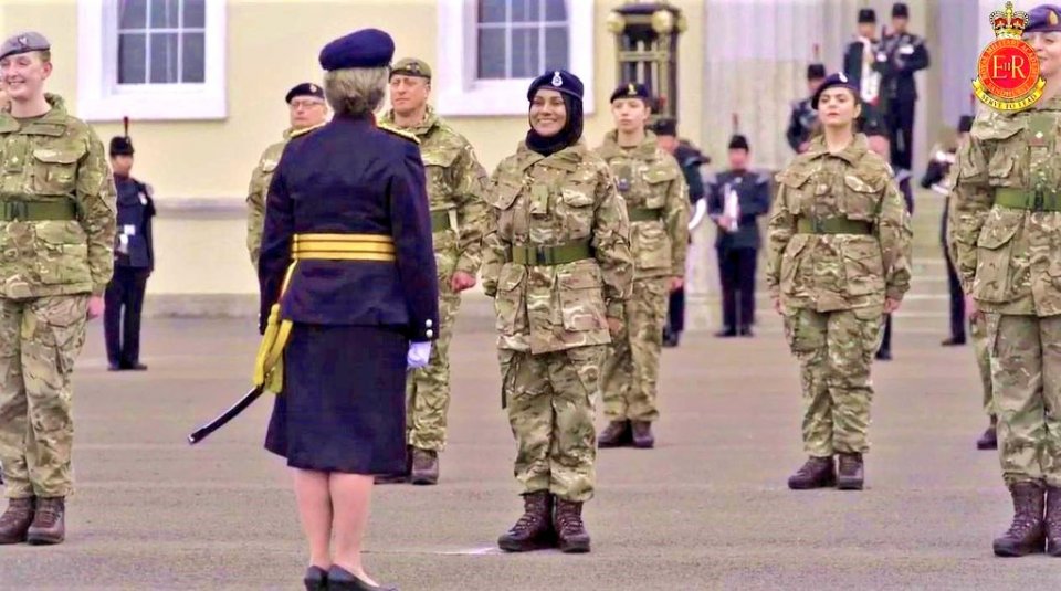 UK ah dhiya officer cadet Best International Student Award hoadhaifi