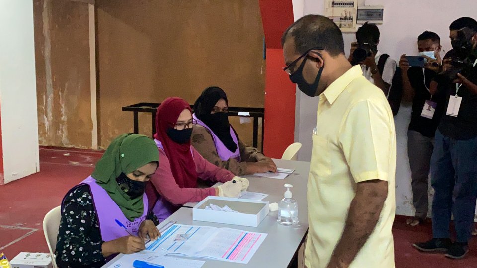 Raees Nasheed  vote lavvaifi 