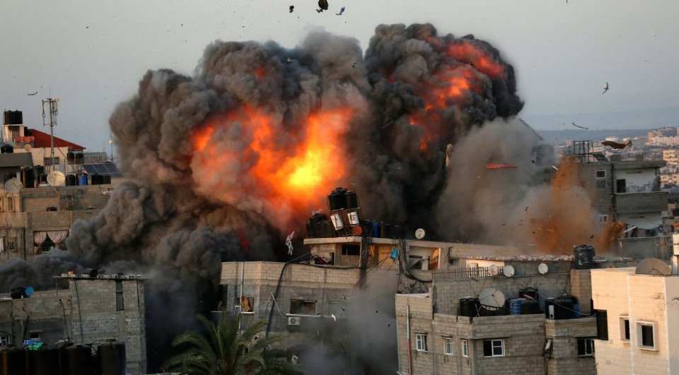 Israeli air strikes hit more Gaza targets as death toll mounts