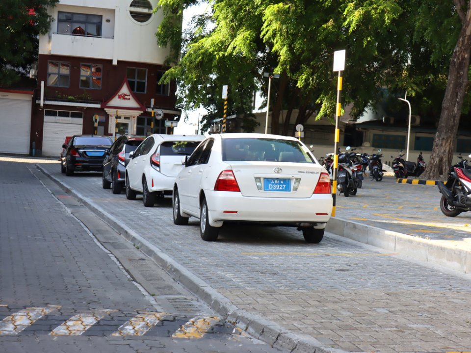 Nasheed ge gekolhah bin huskuran pressure kurumun cycle park kuran dhathi thakeh!