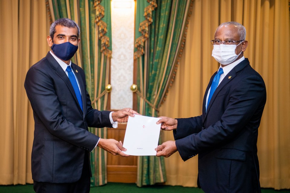 President Solih appoints Niyazi as the new Auditor General 