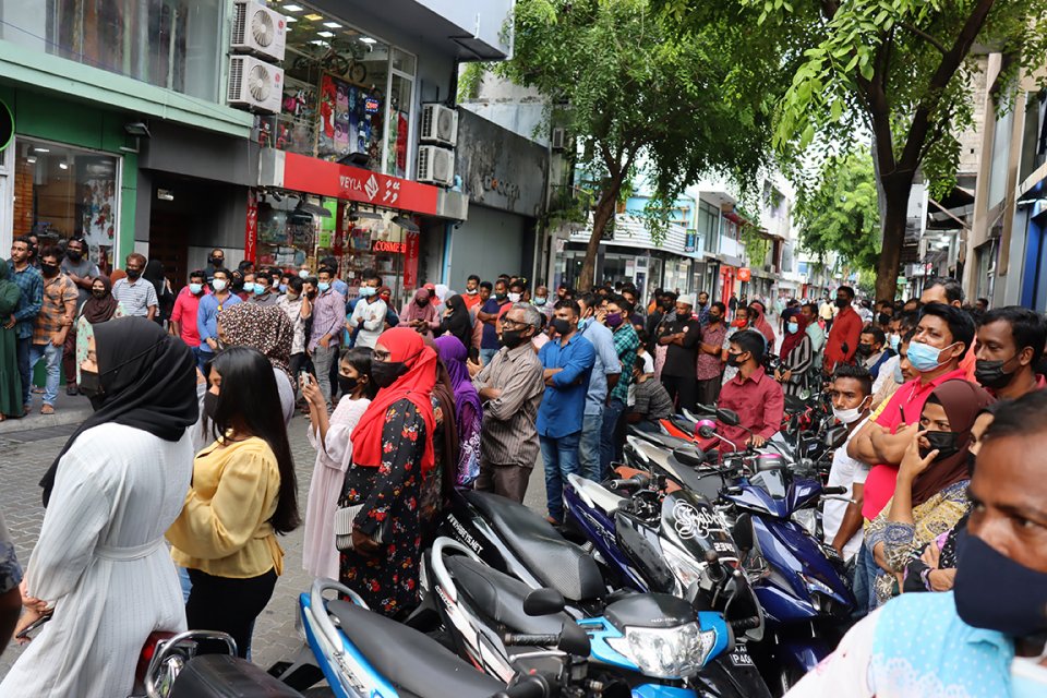 50 meehunnah vure gina meehun evve haflaa nubaavvan angaifi