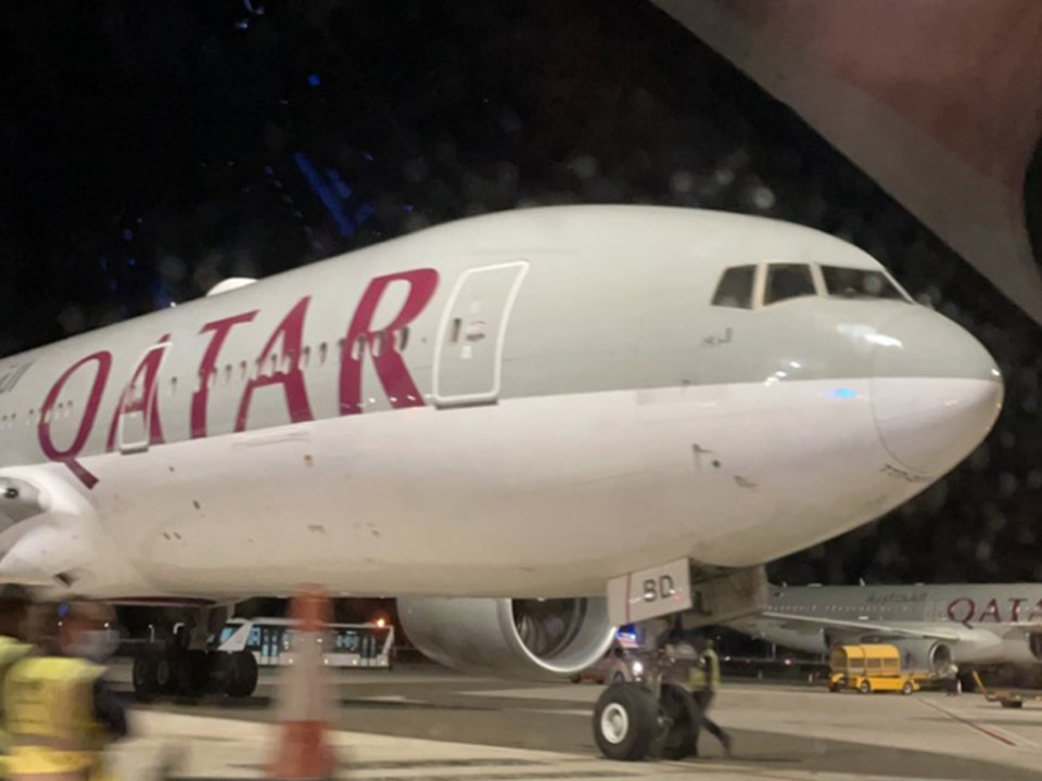 BREAKING: Kuda dhoreh halaakuve Qatar Airlines ge flight Velana airport ah jassaifi
