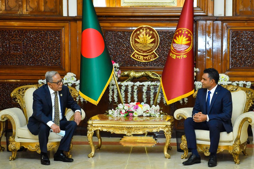 Vice President meets Bangladeshi President 