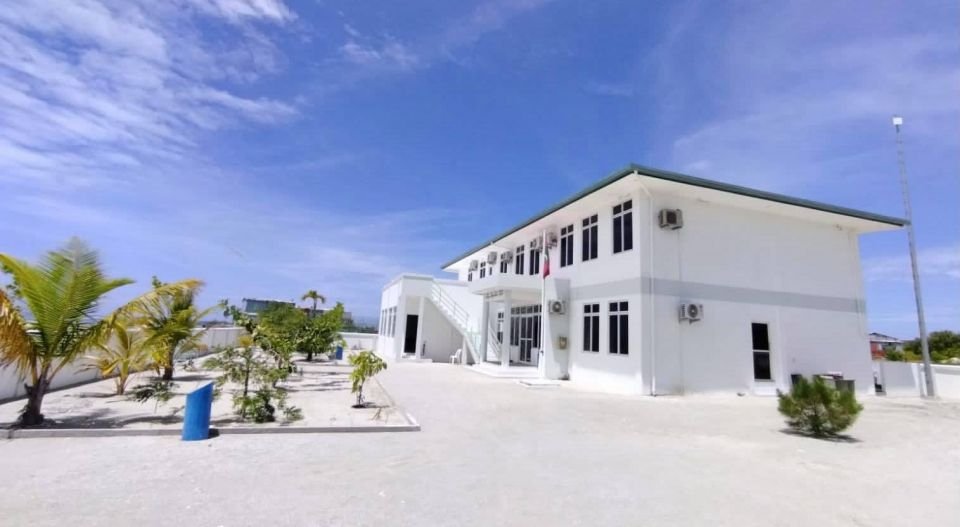 Elderly woman in Dhaandhoo accidentally given 4th COVID vaccine dose