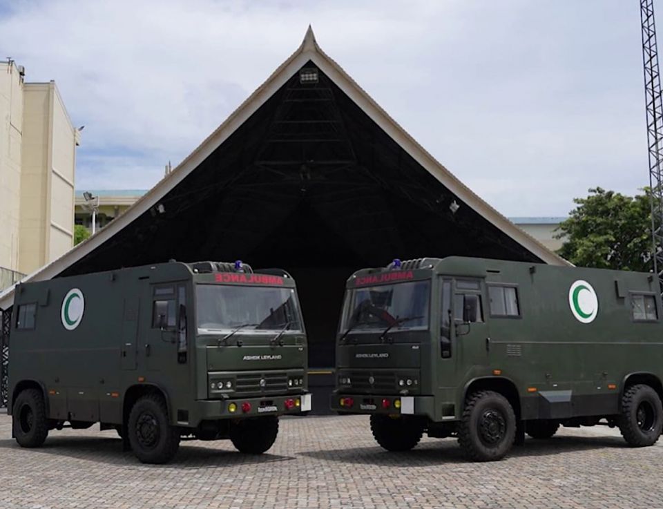 Indiain Raajjeah askaree fieldge dhe ambulance hadhiyakoffi 