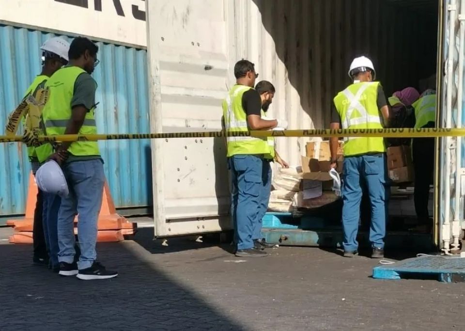 MPL gai huri container in fenunee 4 million rufiyaa ge hashish oil