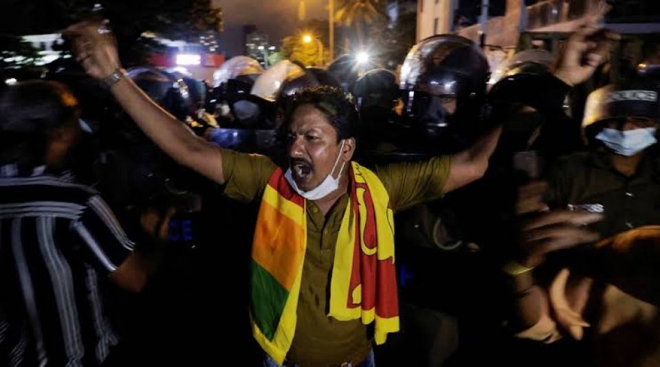 Lanka: askariyya inn muzahara thah roolhaalaa, leaderunn hayyaru koffi