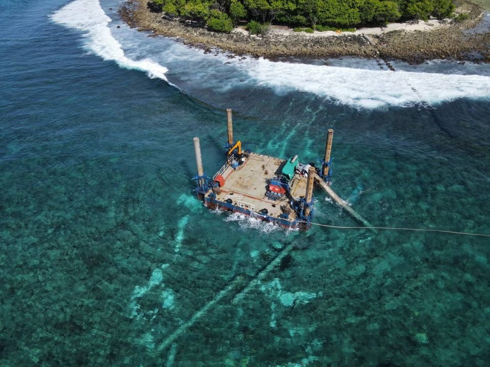 EPA assessing platform collapse damage on Villimale reef