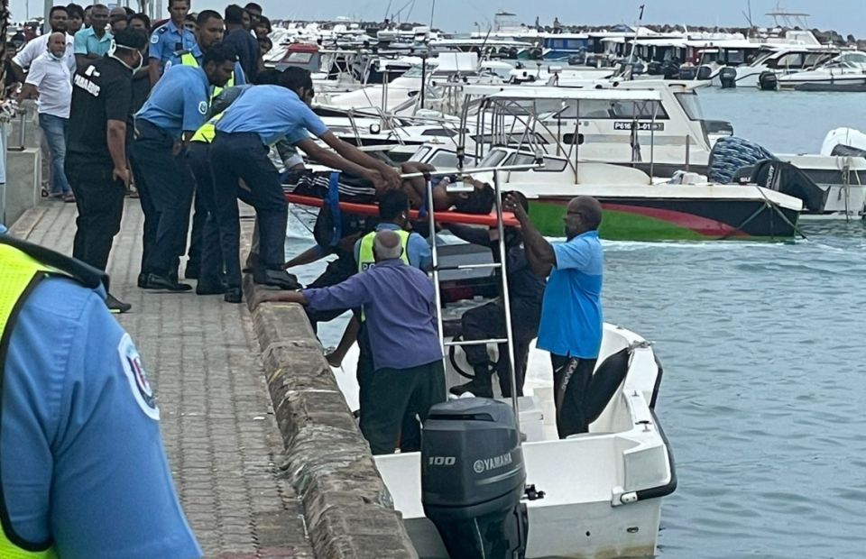 Male' ge track sarahadhu beyru thoshin kandah funmaali meehaku salaamaih kohffi