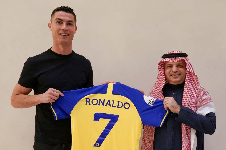Thaareehugai ves dhey enmen bodu musaara ah Ronaldo Saudi Al Nassr ah