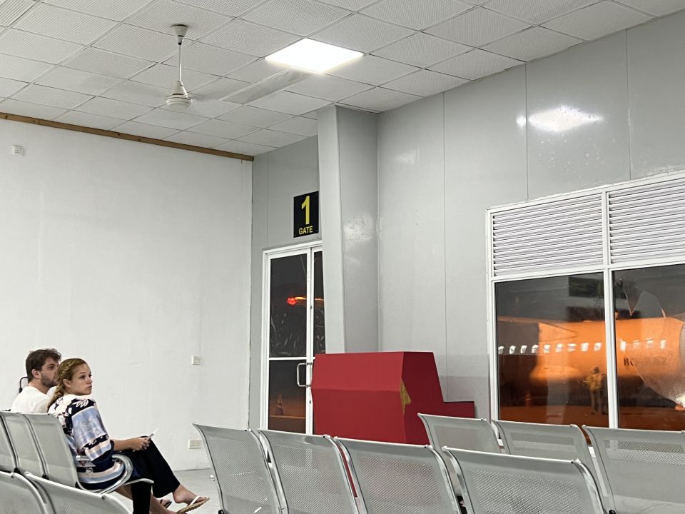 Dharavandhoo Airport ge terminal gai fini kureveyne rangalhu nizaameh neiy