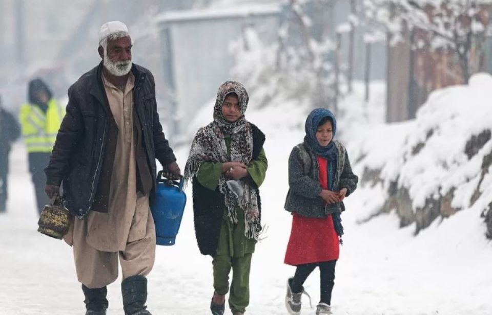 Afghanisthan ah aadhayaa hilaafah snow feybumuge sababun maruvi meehunge adhadhu 124 ah