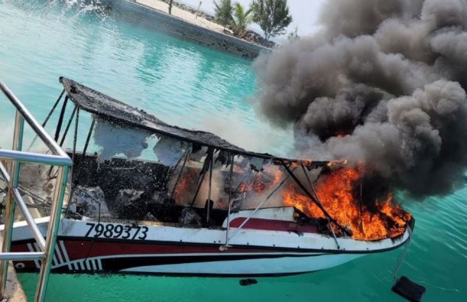 Speedboat docked at Dhiggaru lagoon catches fire, two injured