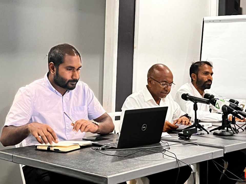 Democrats hingan vaguthee council eh ekulavaalaifi