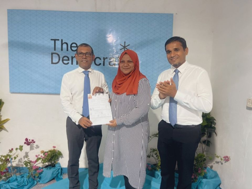 Maradhoofeydhoo dhaairaage Councilor Khalidha 'The Democrats' ah soi kurahvaifi