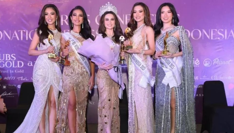 Miss Universe gai baiverivaa kudhin barahanaa koh jinsee goanaa kuranee!