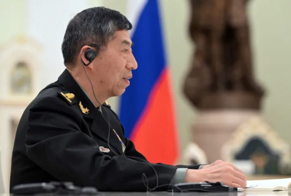 Russia ekaheri nuvaakan haamakuran China ge Defence minster Russia ah