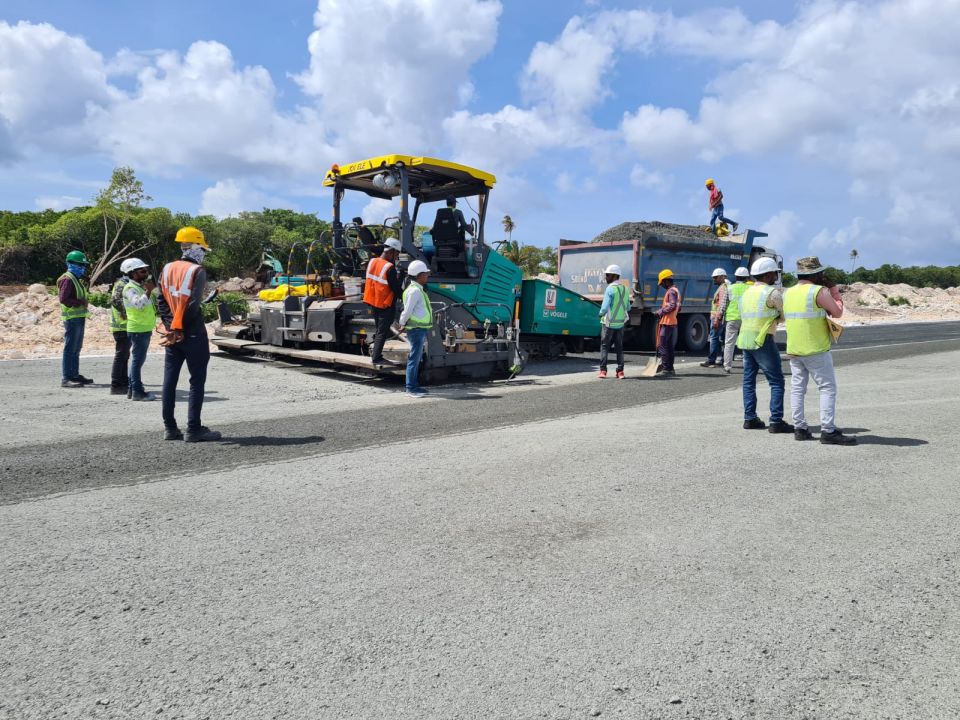 Hanimaadhoo Airport anna March mahu ninmaalevey varu vaane: Faisal