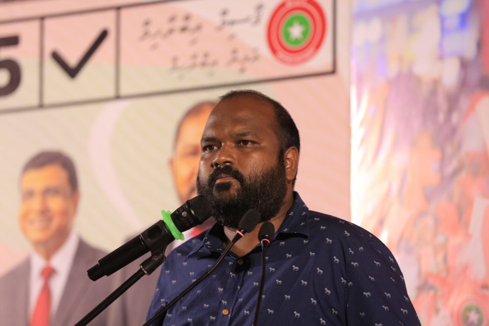 Dhivehin ulhenee MDP aai PPM ge kibain salaamah nuvegen: Ali Waheed