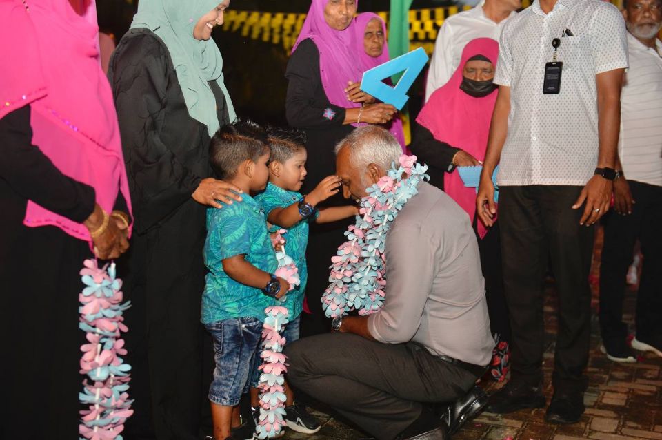 E rashehge nisbathun erashakah beynunvaa hurihaa kameh kohdheynan: Dr. Muizzu