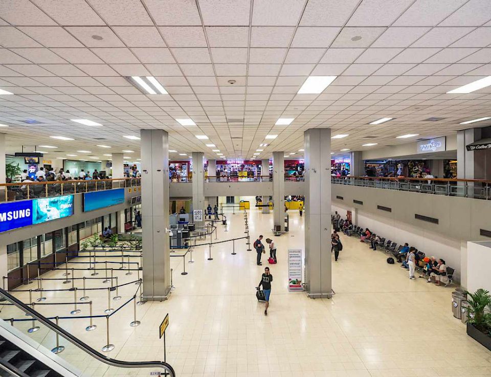BREAKING: Foshin fisthoalaeh fenigen Lanka airport in dhivehsaku hayyarukoffi 