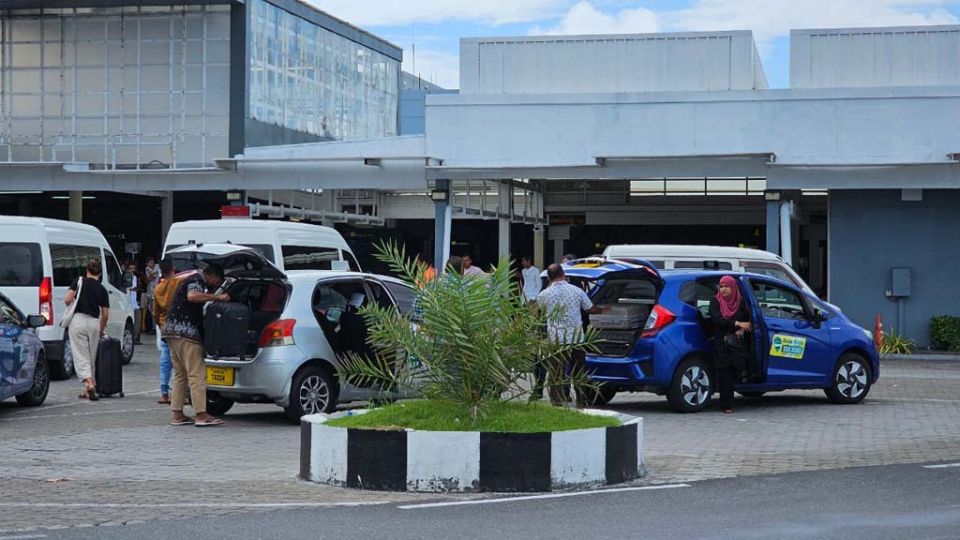 Boxer thereygai masthuvaa thakethi foruvaigen rajje ah ethere kuran ulhunu meehaku hayyaru koffi