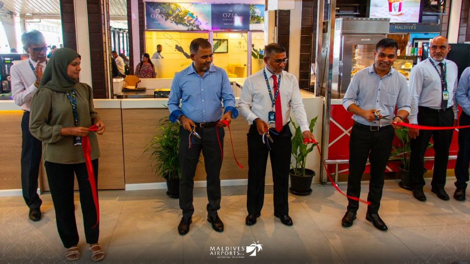 Velana airport ge international terminal gai aa dhe FNB outlet hulhuvaifi 