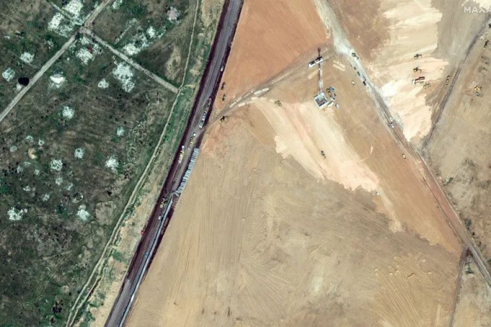 Israel in Rafah ah araifinama Egypt ag meehun vannanethee border gai faareh hadhan fashaifi