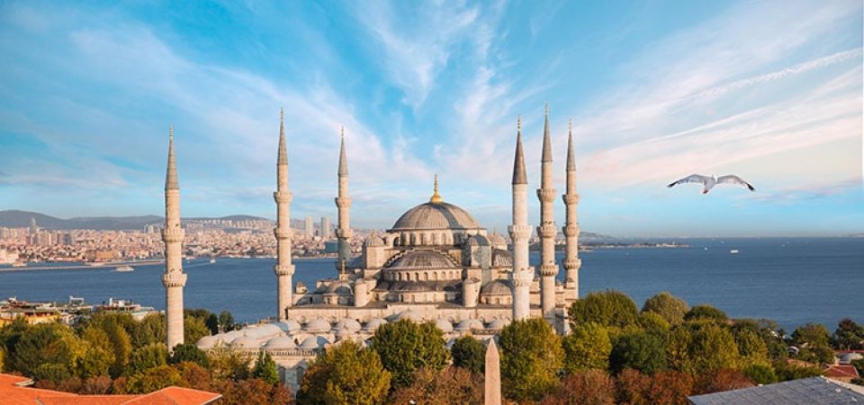 Istanbul ge The Blue Mosque, konmehen ves camera gai rahkaa kollan jeyhe manzareh