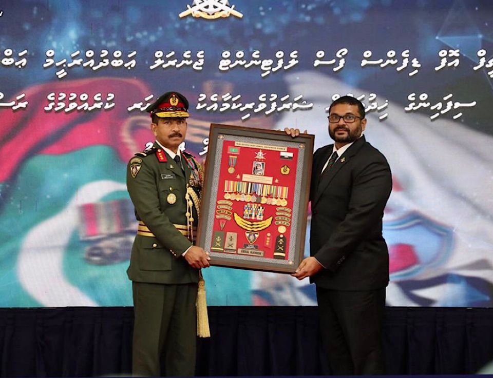 39 aharuge hidhumathahfahu Chief of Defence force sifaingein retire kurahvaifi 
