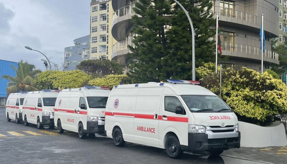 Ambulance gai oxygen nuligen meehaku maruvi kamah thuhumathukuraa massala eh balanee