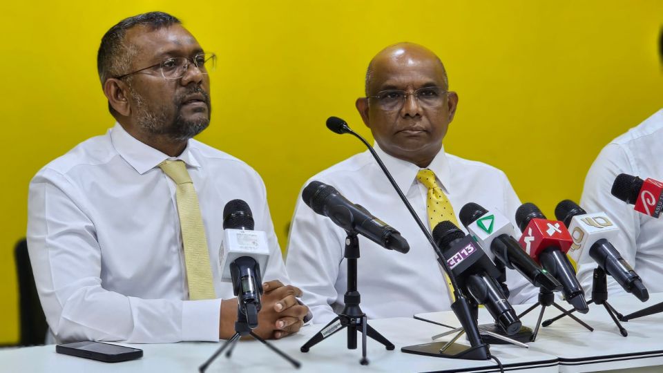 Maadhamaa husvaa baeh council magaamuthakah vaadhakuran MDP in hulhuvaalaifi