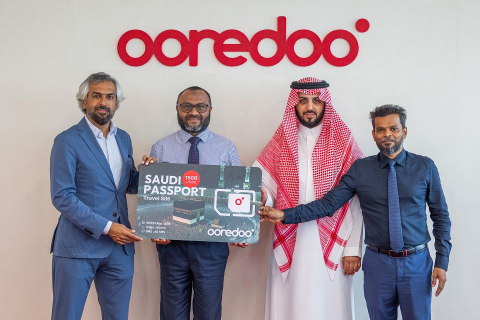 Hajju verinnaai aailaa aa gulhuvaaladhinumah, Ooredoo in haassa sim card eh