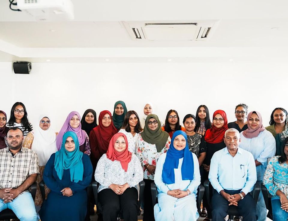 Nukulhedhuntherikan hunna faraaiythakah dhey therapyge gaumee minganduthakeh kanda alhanee