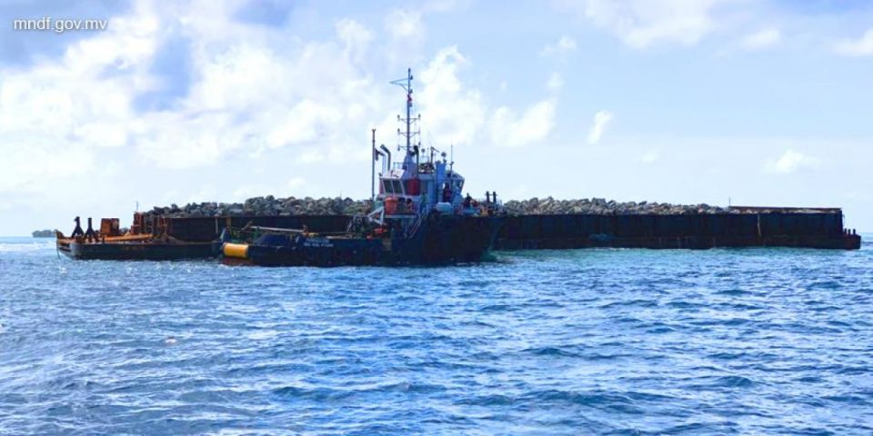 K.Dhiyaneru farah eri Tug aa barge ge veri faraay 20 million rufiyaa in joorimanaa  koffi