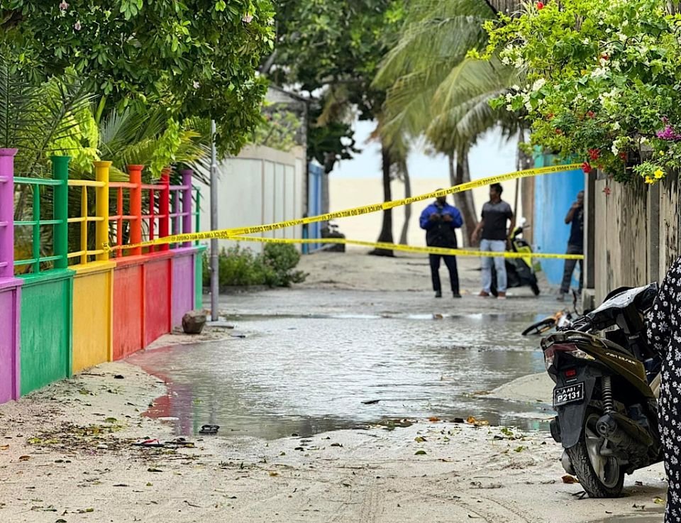 Electrocution in Ungoofaaru: 18-year-old under treatment succumbs to injuries