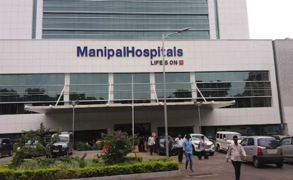 India ge Manipal hospitalah Aasandhaige hidhumaih medhu kandaalaifi 