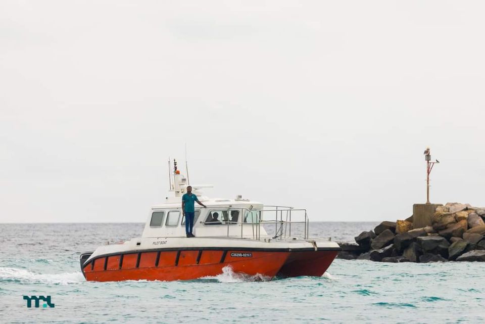 Ihavandhihpolhu gai bunkering ge hidhumah feshan beynunvaa Piolet boat aai Tug Boat rajje genesfi