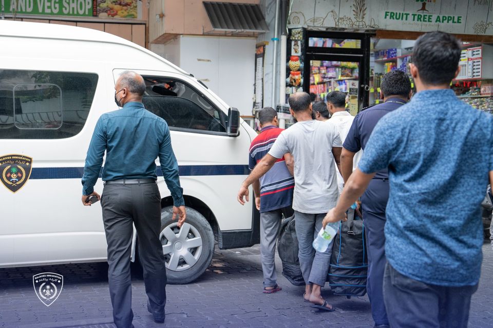 Male' aai Hulhumale' himeneyhen 4 thaneh raid koh 6 bidheyseen hayyarukoffi 