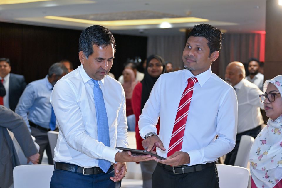 Import export ge viyafaareege hidhumaiythah eh viugayakun gulhaalaa 'Tradian' tha'aarafkoffi