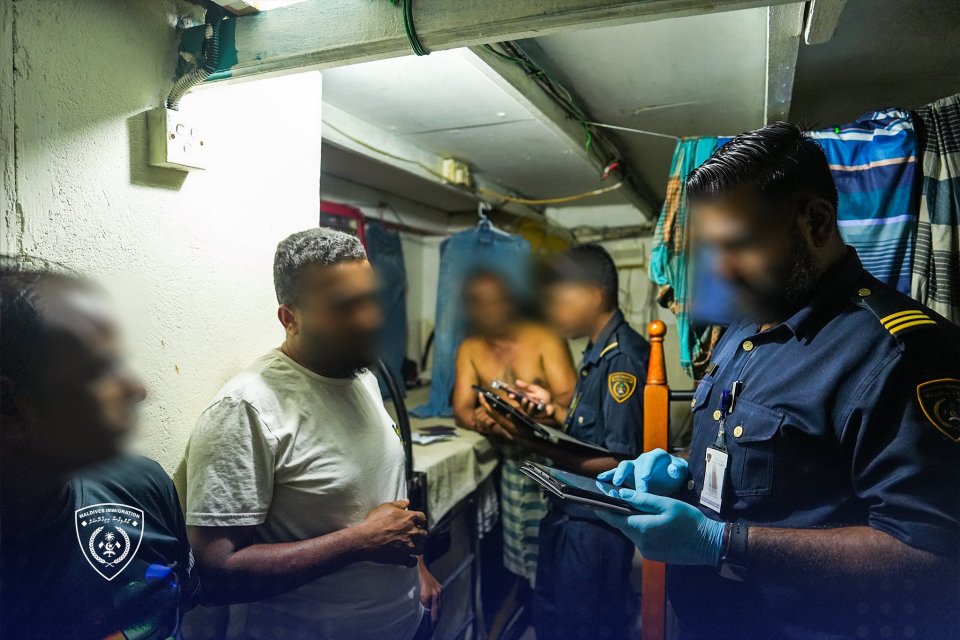 Immigration detain 13 foreigners living illegally in the Male' area