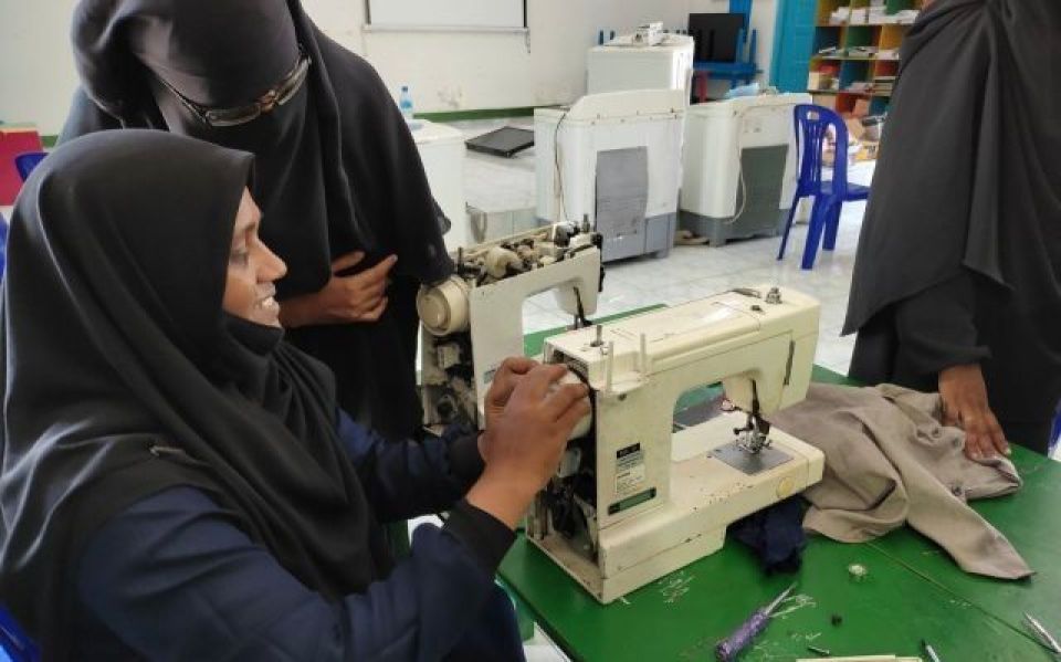 Anhenunnah haassa electrician course eh STELCO in hinganee 