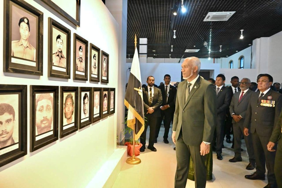 President inaugurates victory day-themed exhibition  