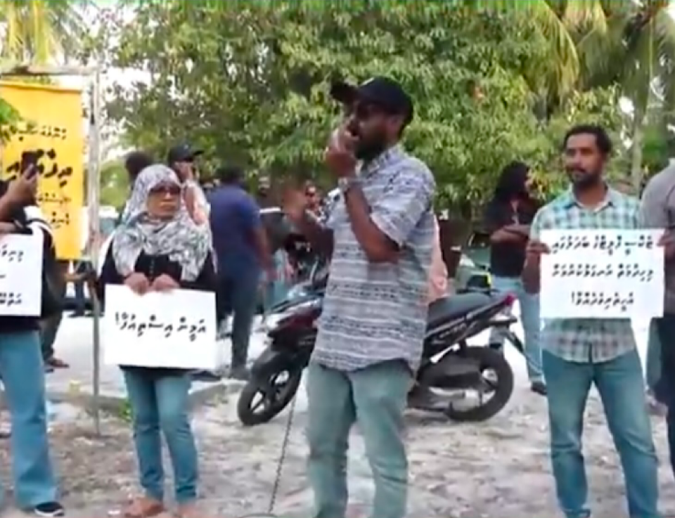 Taxi driverunge kanboduvunthah hahlu nulibeythee ihthijaaju