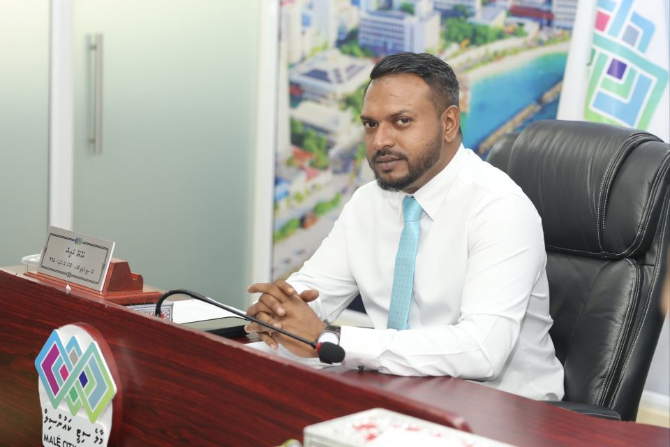 Male' ge deputy mayor kamun Nareesh isthiufaa dhevvaifi 